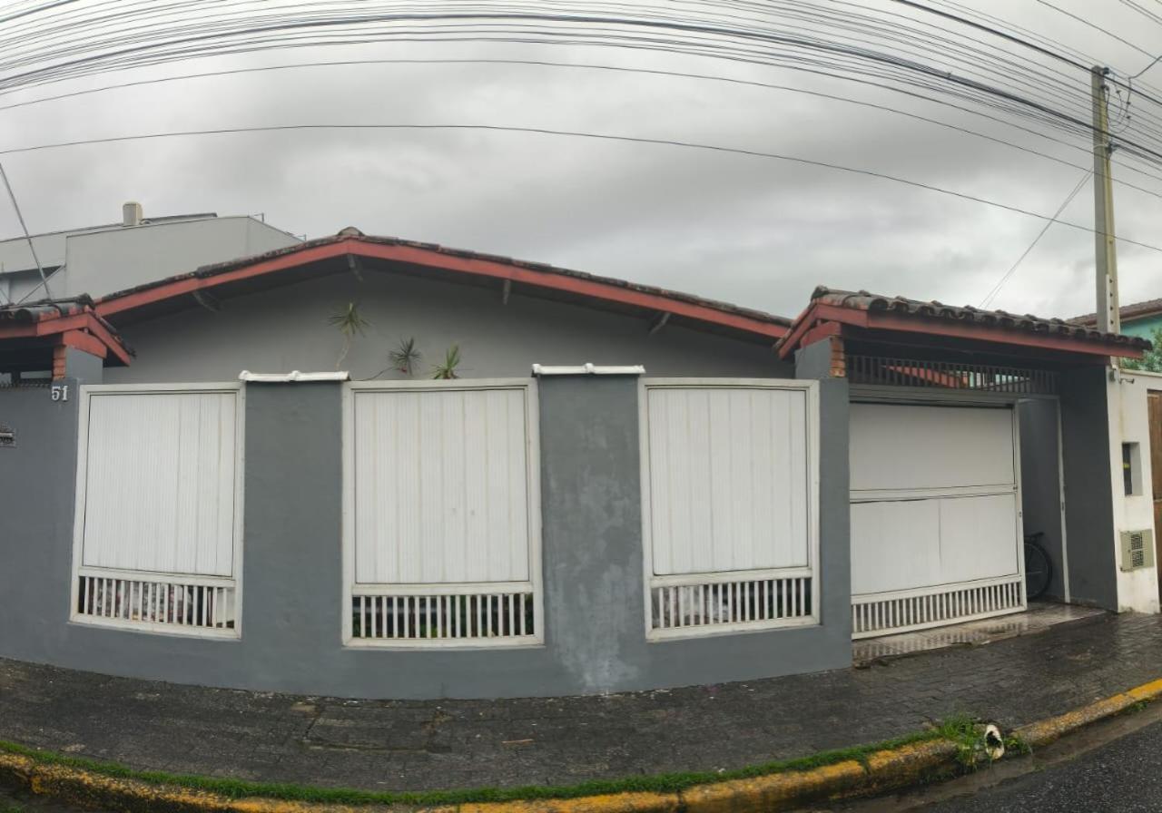 Casa 51 Albergue Ubatuba